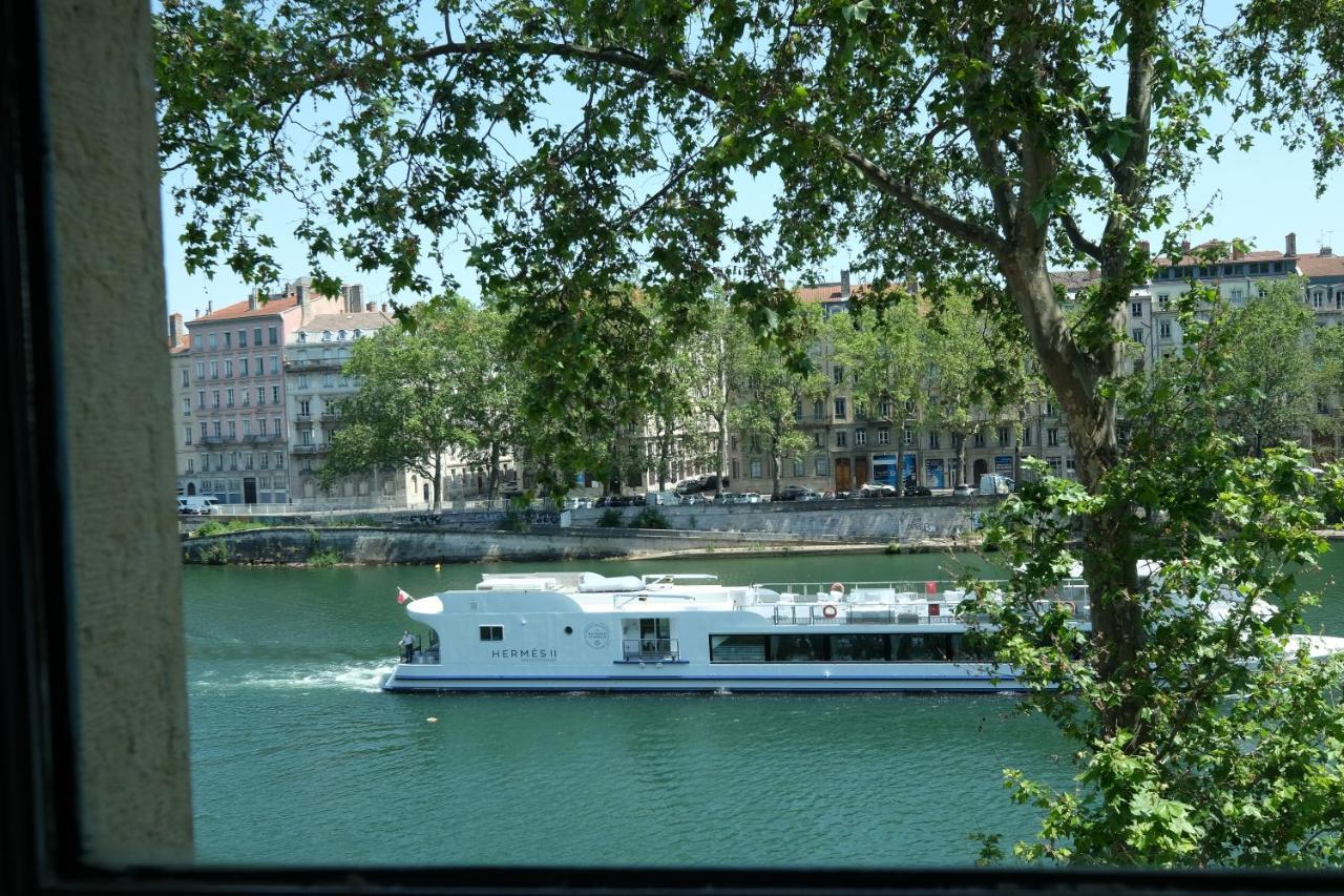 Honore Suite Vue Saone Lione Esterno foto