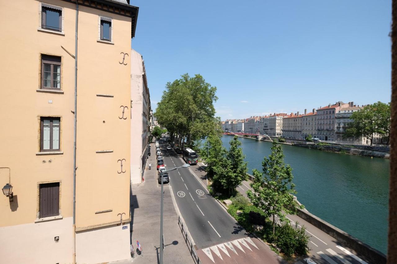 Honore Suite Vue Saone Lione Esterno foto